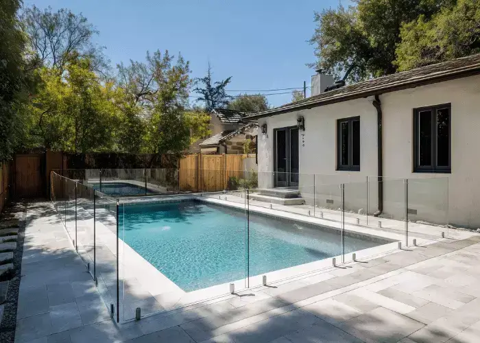 Seamless Pool Fence in Dandenong